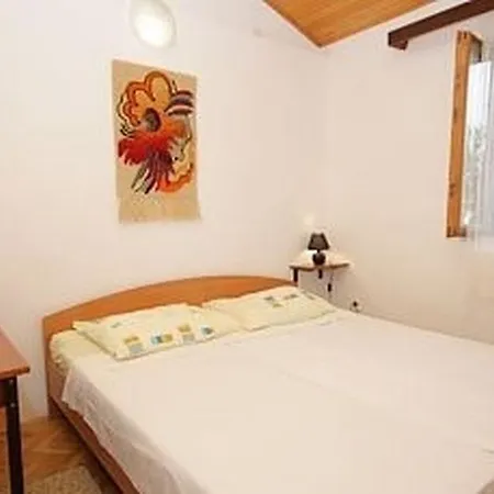 In With Seaview, Balcony, Air Condition, Wifi Apartman