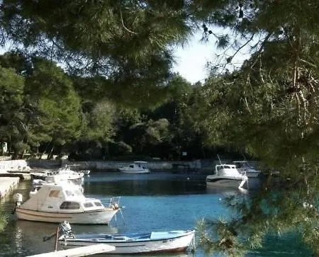 In With Seaview, Balcony, Air Condition, Wifi Mali Lošinj