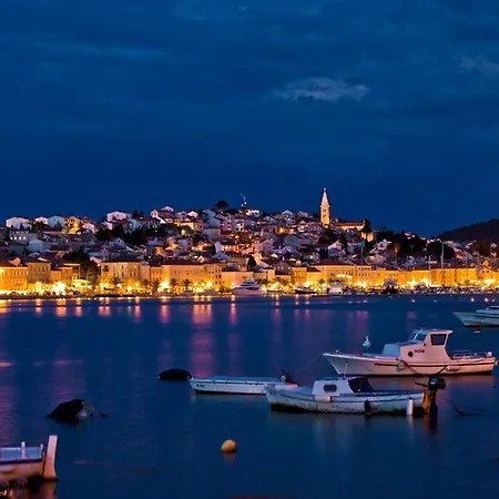 Apartman In With Seaview, Balcony, Air Condition, Wifi Mali Lošinj