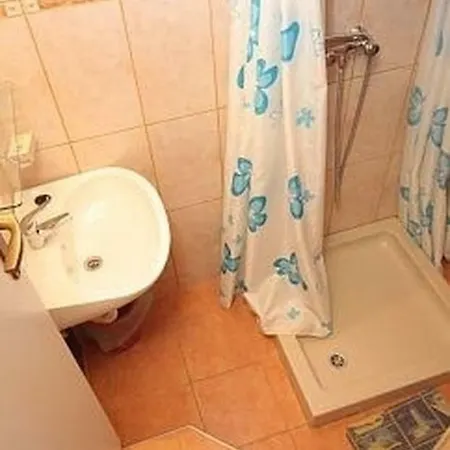 In With Seaview, Balcony, Air Condition, Wifi * Mali Losinj
